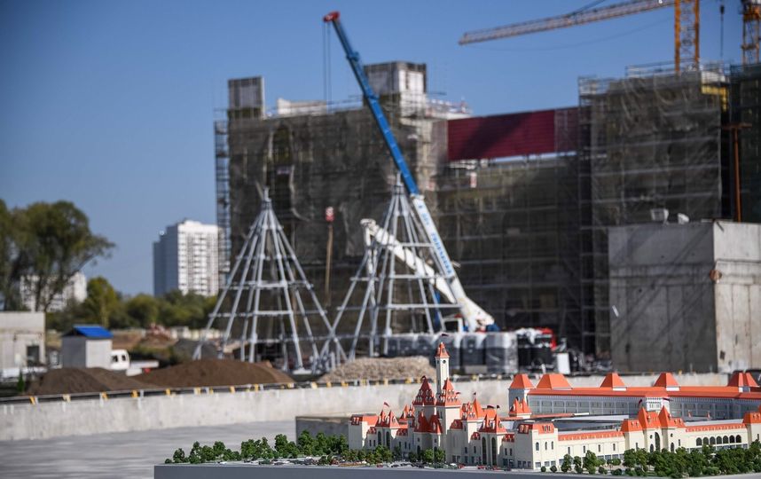 Ход строительства "Острова мечты". Фото vk.com/mossobyanin, vk.com