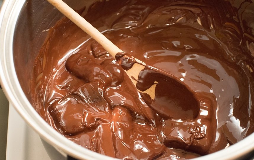 Сотрудник столичной шоколадной фабрики украл с работы 600 килограммов какао-масла