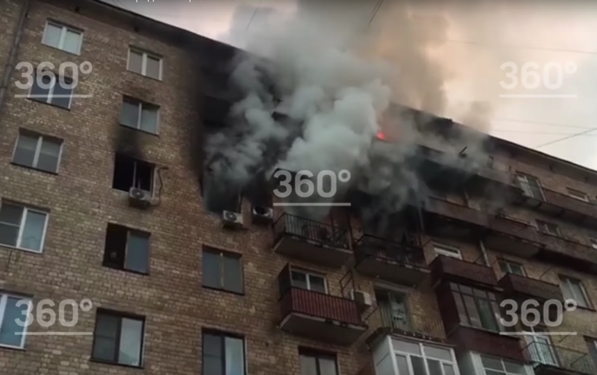Пожар на ленинградском 60. Пожар на ленинградском вокзале. Пожар в москве на ленинградском проспекте. Пожар на ленинградском вокзале. Пожар на ленинградском проспекте.