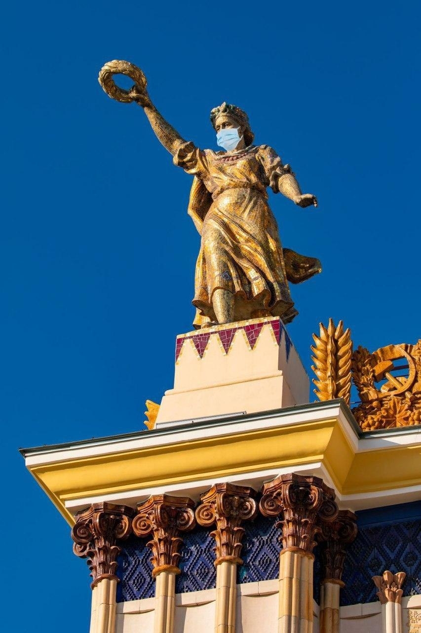 ВДНХ выпустила собственную памятку на время распространения COVID-19. Фото предоставлено пресс-службой ВДНХ