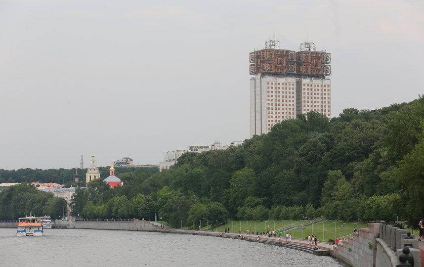 Природный заказник "Воробьёвы горы". Фото Василий Кузьмичёнок