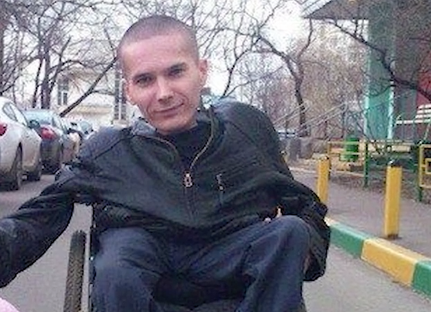 Суд освободил осужденного за разбой инвалида Антона Мамаева
