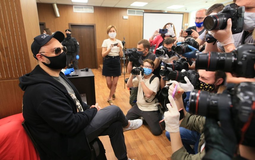 Кирилл Серебренников в зале суда. Фото Василий Кузьмичёнок