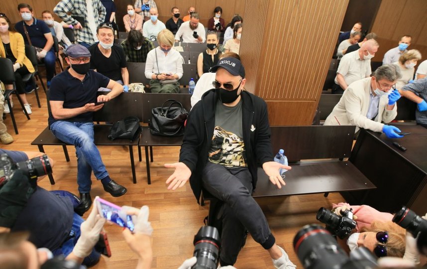 Кирилл Серебренников в зале суда. Фото Василий Кузьмичёнок