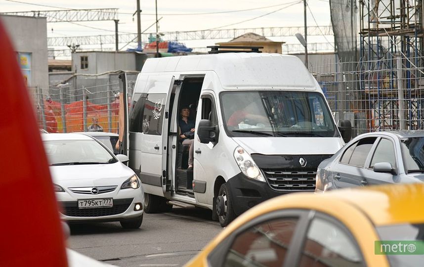 Трёхлетний ребёнок выпал из маршрутки и погиб в Подмосковье