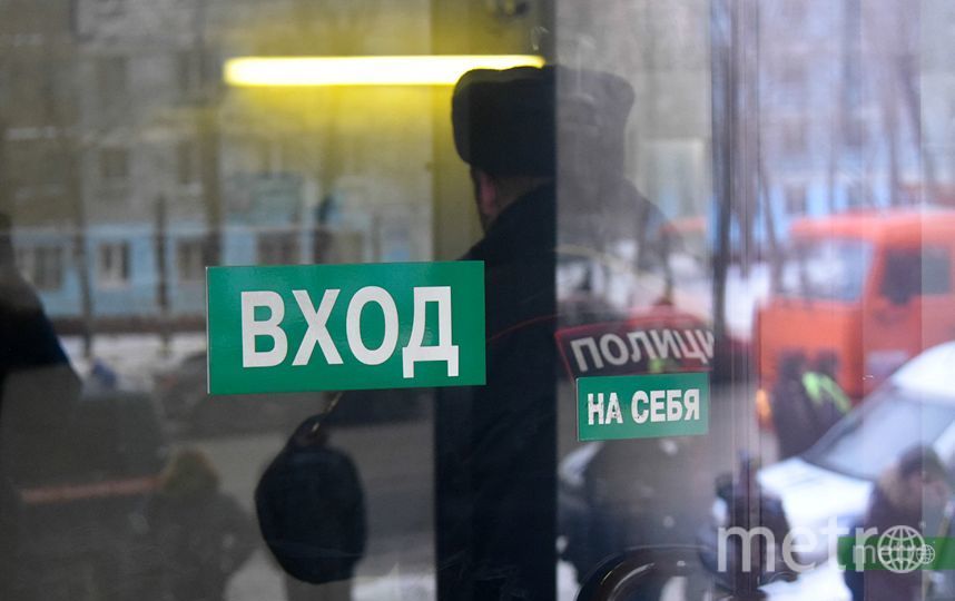 У несовершеннолетней в Москве украли конверт с 2,5 тыс. долларов