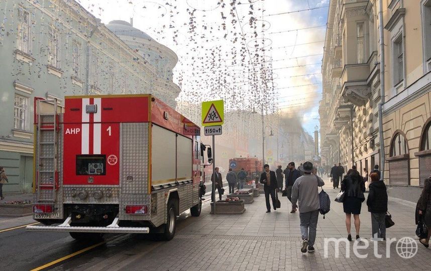 Пожар в центре Москвы. Фото Маргарита Лемешко, "Metro"