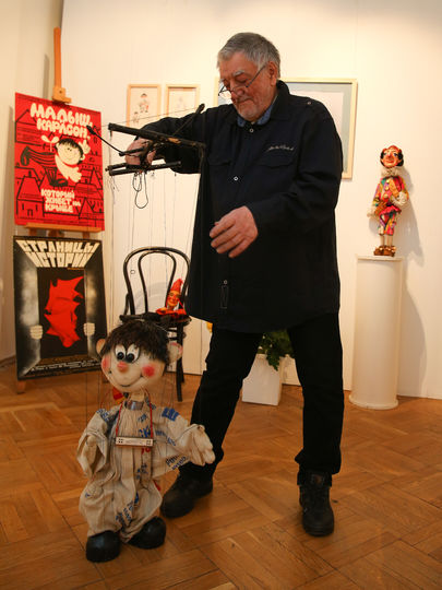 Выставка "От промышленной игрушки – к возрождению Петрушки" открылась в доме-музее М. Н. Ермоловой на Тверском бульваре. Фото Василий Кузьмичёнок