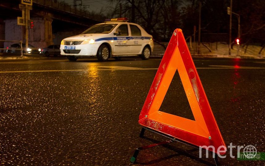 В экстренные службы Москвы поступило сообщение о наезде автобуса на пешеходов