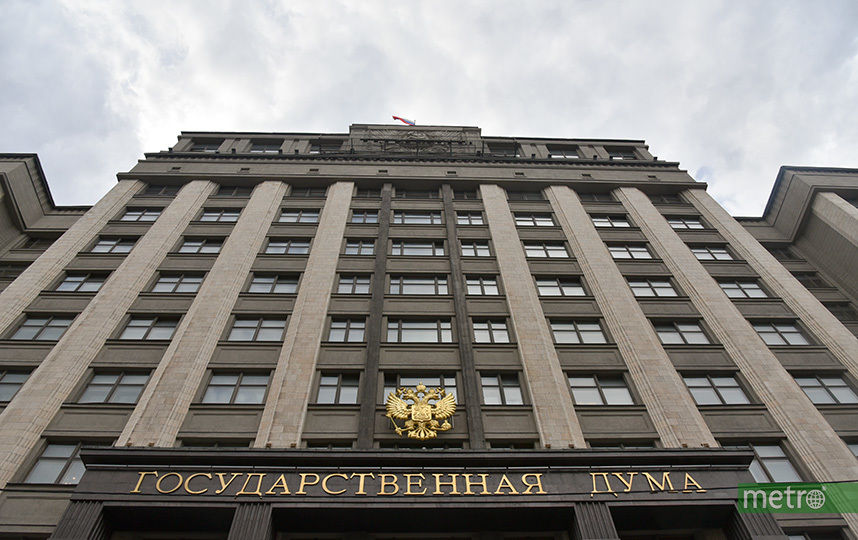 В Госдуме отреагировали на требование заплатить за принесённую с собой в церковь свечку