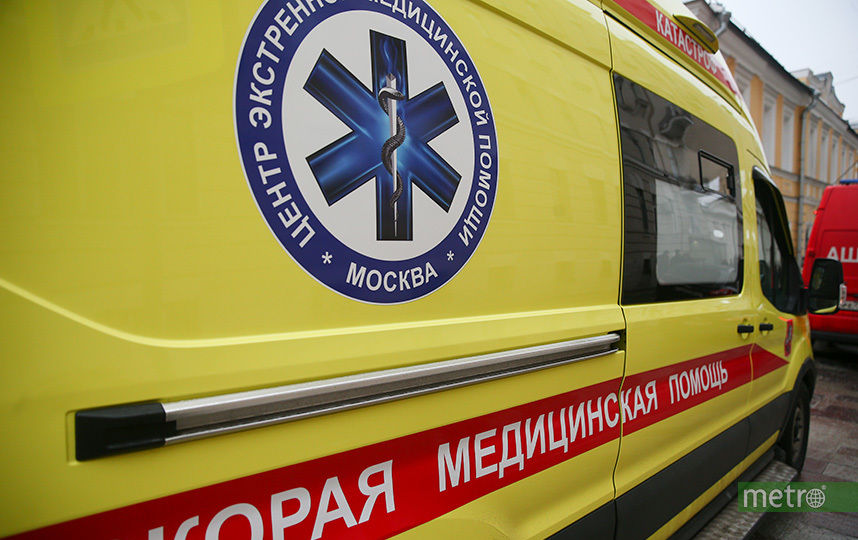 В Москве девушку избили и облили кислотой