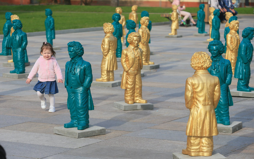 Экспонаты приехали в Москву из Германии. Фото Василий Кузьмичёнок