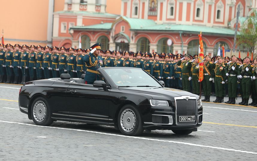 Парад Победы 9 мая на Красной площади традиционно вызывает большой интерес. Фото Василий Кузьмичёнок