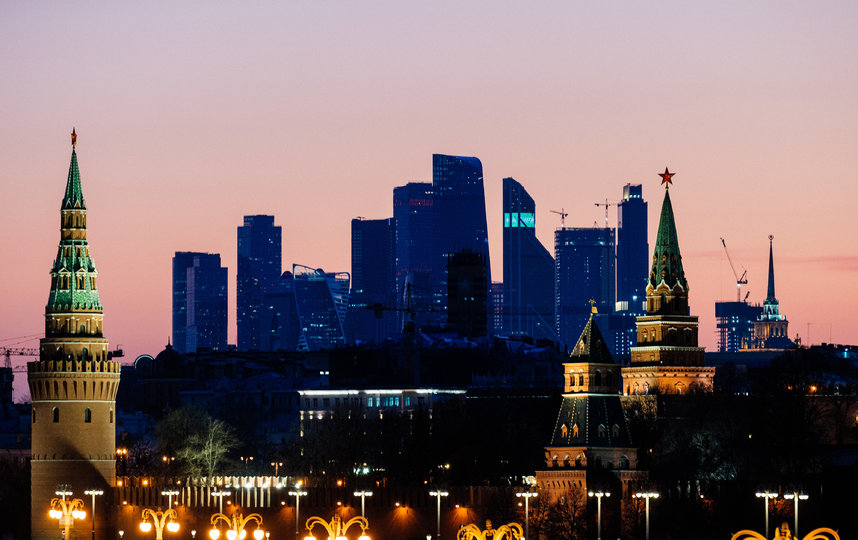 В Москве ограничена работа большинства предприятий и организаций