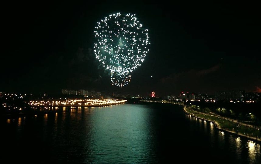 В Москве отгремел праздничный салют в честь Дня Победы. Фото