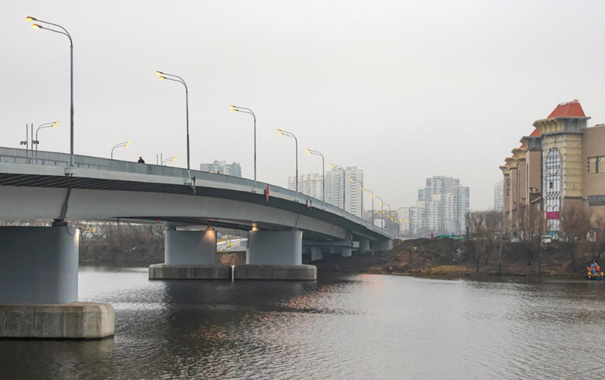 В Москве открыли автомобильный мост через Кожуховский затон. Фото пресс-служба мэра и правительства Москвы, Максим Мишин