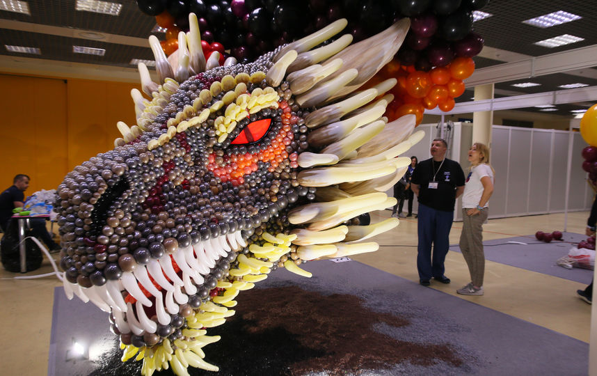 Скульптура Just like fire (англ. – «Прямо как огонь»). Этот дракон «позаимствован» из телесериала «Игра престолов». Фото Василий Кузьмичёнок