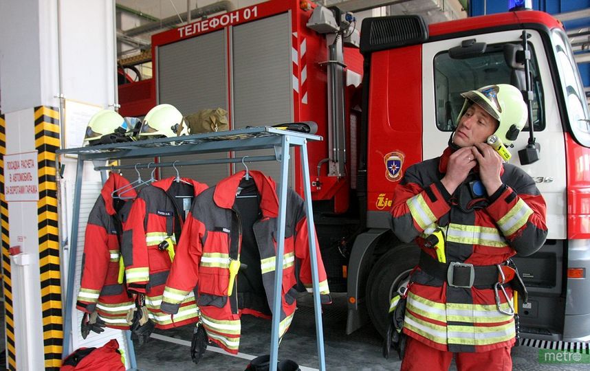 В Москве пожарные спасли четырёх человек
