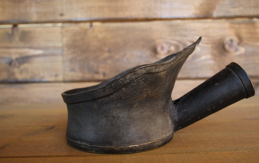 Тайский утюг 18-го века. Фото предоставлено пресс-службой КВЦ "Сокольники"