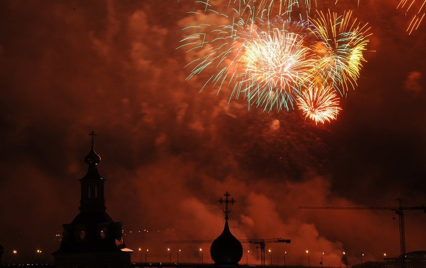 Салют в Москве. Фото АГН "Москва"/Александр Авилов и Сергей Киселёв