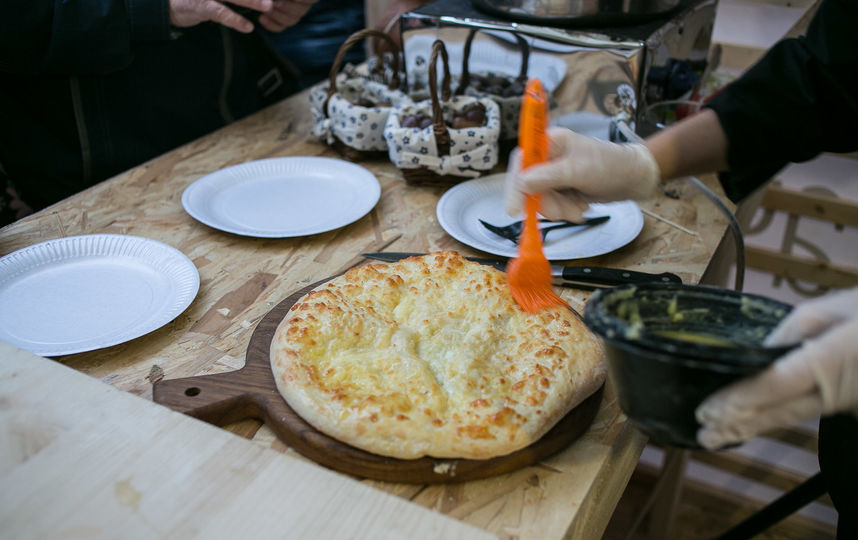 И научиться готовить блюда местной кухни. Фото Предоставлено организаторами