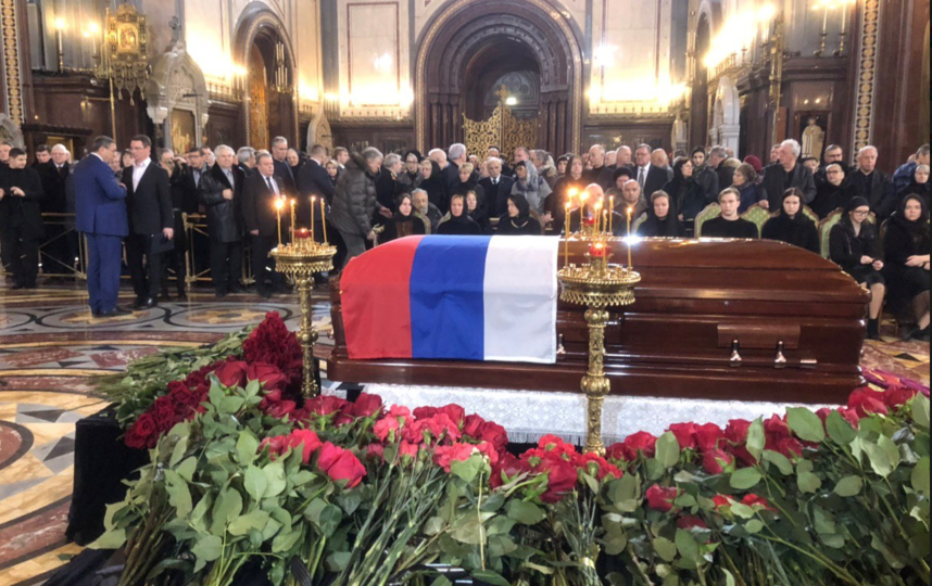 В Москве в храме Христа Спасителя проходит прощание с Юрием Лужковым. Фото Мария Беленькая, "Metro"