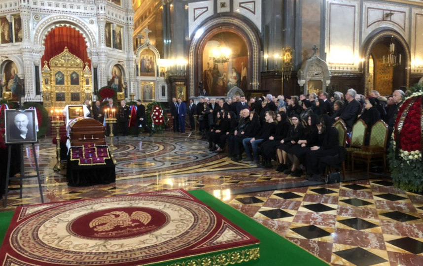 В Москве в храме Христа Спасителя проходит прощание с Юрием Лужковым. Фото Мария Беленькая, "Metro"