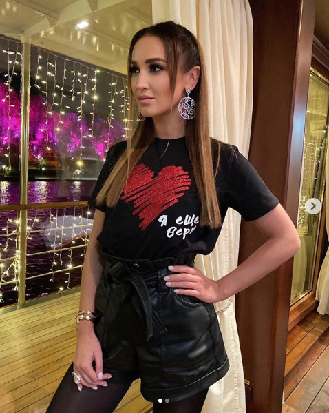 Ольга Бузова. Фото скриншот instagram.com/buzova86/?hl=ru