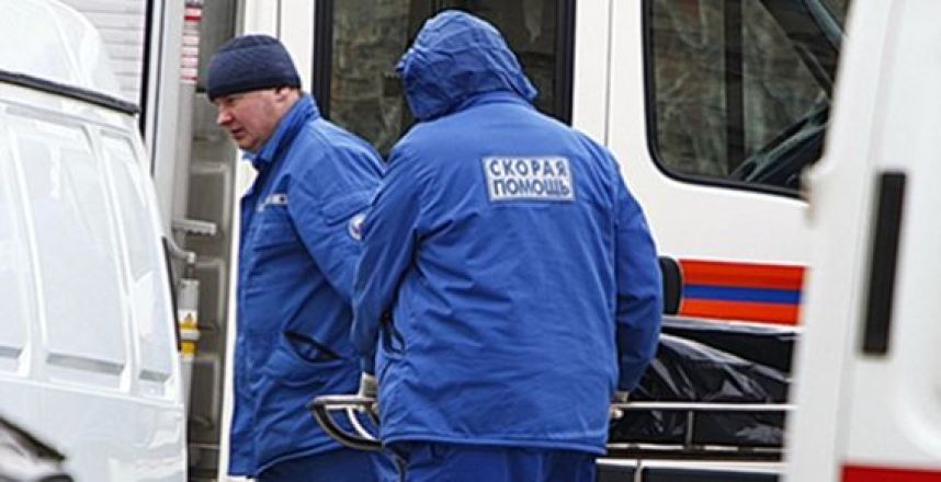 Из-под завалов освободили пять человек. Фото РИА Новости