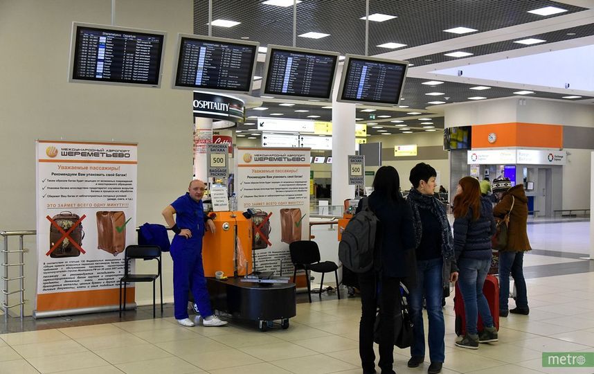 В аэропорту "Шереметьево" появились кабины для самостоятельного прохождения паспортного контроля. Фото Василий Кузьмичёнок