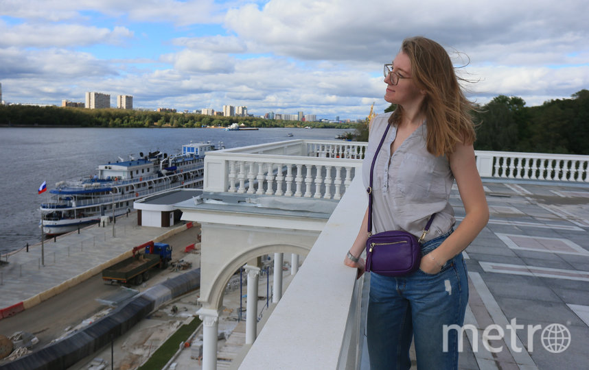 Скоро москвичи и прибывшие на речной вокзал пассажиры смогут наслаждаться потрясающим видом с его крыши. Фото Руслана Карпова, "Metro"