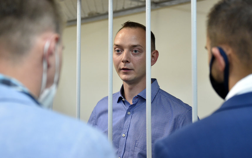 В Союзе журналистов России верят, что задержанных на акции в поддержку Сафронова отпустят