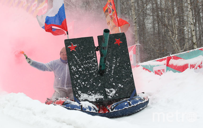 В столичных "Сокольниках" прошли гонки на санях "Battle-сани"