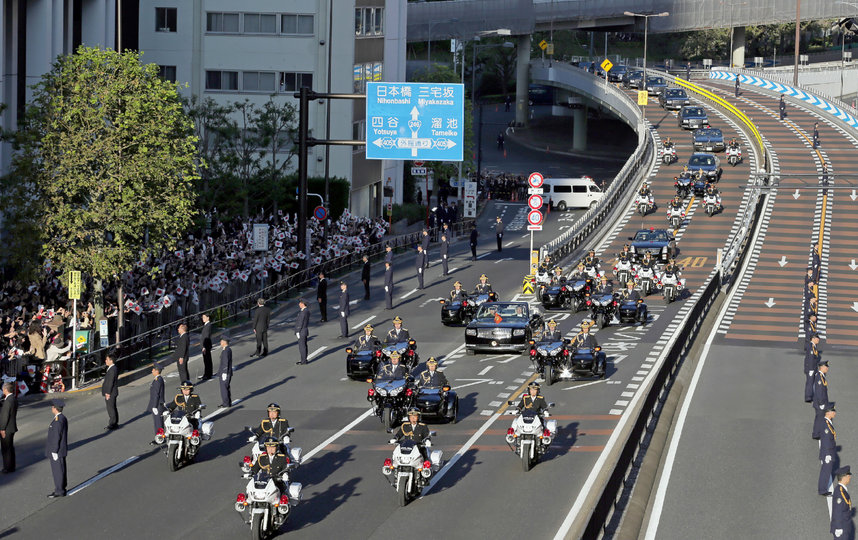 В Токио прошёл торжественный парад по случаю интронизации нового императора Японии. Фото AFP