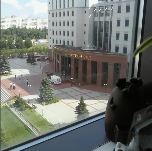 instagram.com/p/BXQByK1jKmS/?taken-by=_nickser.