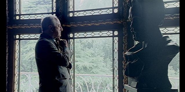 Кадр из фильма “Величайший кутюрье” (2007).