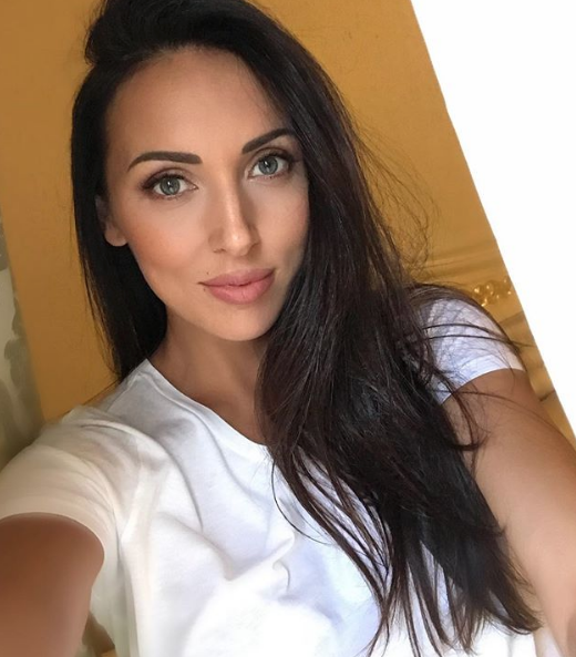 Алсу с дочерью. Фото скриншот https://www.instagram.com/alsou_a/?hl=ru
