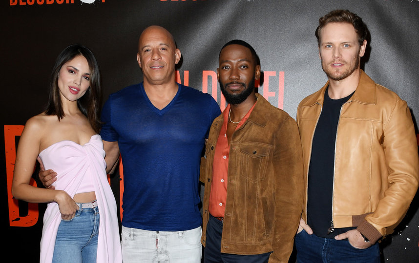 Вин Дизель с коллегами из фильма "Бладшот". Фото Getty