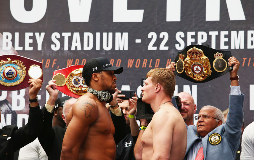 Александр Поветкин и Энтони Джошуа проведут бой на "Уэмбли". Фото Getty