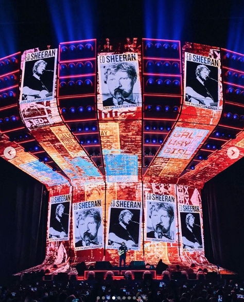 Эд Ширан поёт в Москве. Фото скриншот https://www.instagram.com/p/B0IsoyOC_kB/