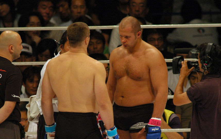 Фёдор Емельяненко с соперником (архивное фото). Фото Getty