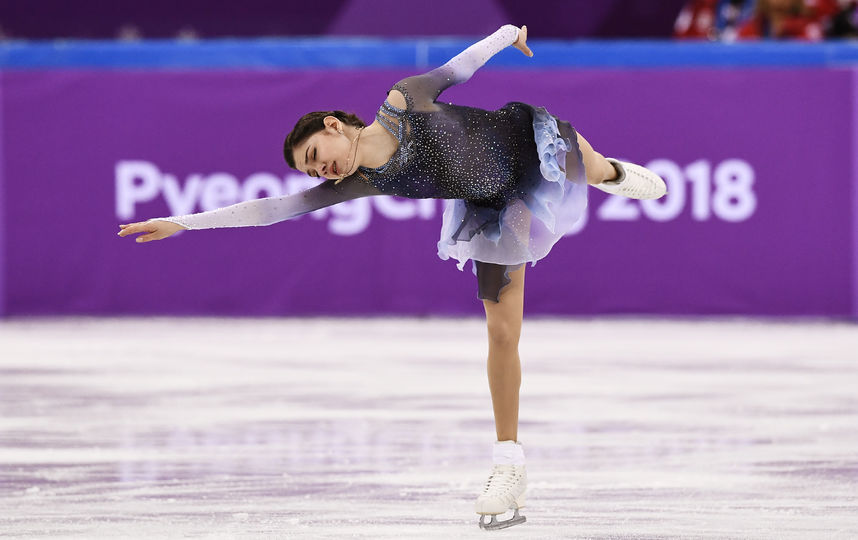 Евгений Медведева откатала короткую программу в командном турнире с мировым рекордом. Фото AFP