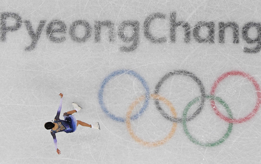 Евгений Медведева откатала короткую программу в командном турнире с мировым рекордом. Фото AFP