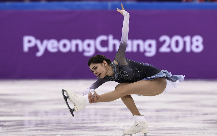 Евгений Медведева откатала короткую программу в командном турнире с мировым рекордом. Фото AFP