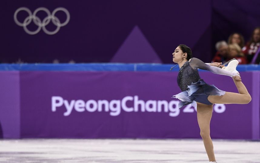 Евгений Медведева откатала короткую программу в командном турнире с мировым рекордом. Фото AFP
