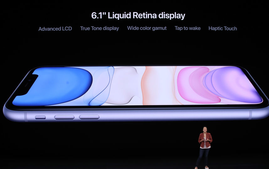 Демонстрация возможностей дисплея. Фото AFP