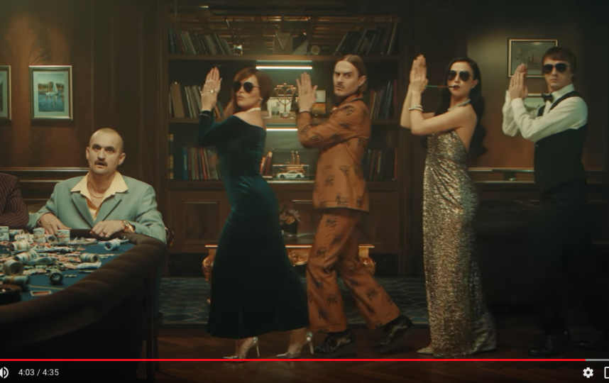 Кадр из клипа. Фото скриншот https://www.youtube.com/watch?time_continue=2&v=RhMYBfF7-hE&feature=emb_title