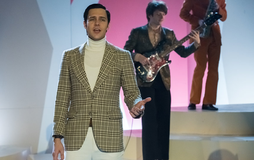 Милош Бикович в роли Муслима Магомаева. Фото "Медиаслово", "Амедиа Продакшн"