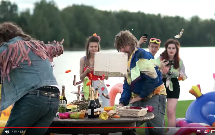 Клип Баскова и Киркорова "Ибица" уже посмотрели почти полтора миллиона человек. Фото скриншот https://www.youtube.com/watch?v=Yy3DH0gfnhQ