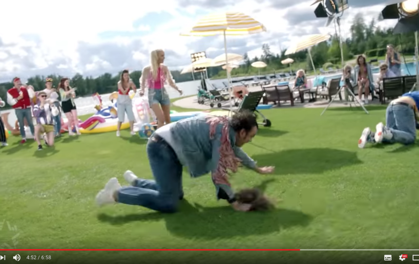 Клип Баскова и Киркорова "Ибица" уже посмотрели почти полтора миллиона человек. Фото скриншот https://www.youtube.com/watch?v=Yy3DH0gfnhQ